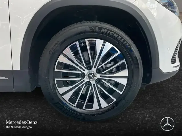 Mercedes-Benz EQA 300