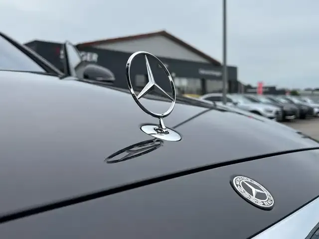 Mercedes-Benz S 400