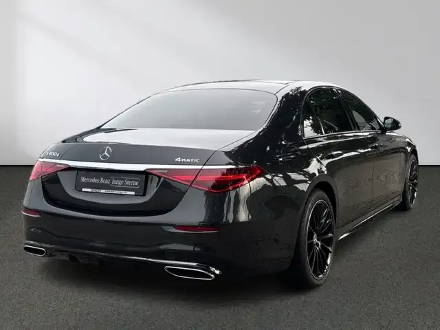Mercedes-Benz S 400