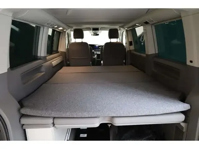 Volkswagen T6.1 California