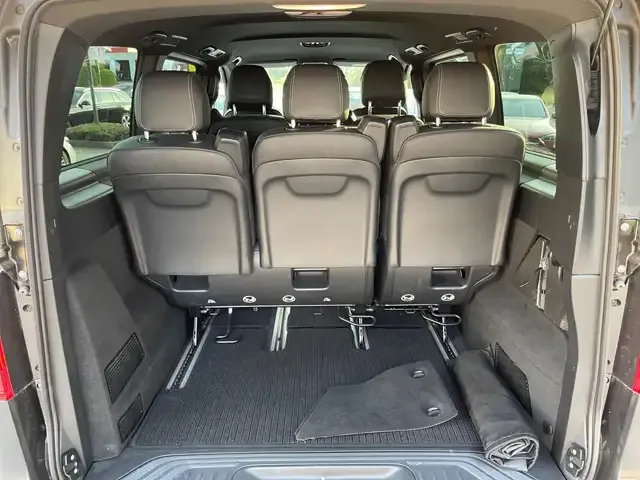 Mercedes-Benz V 250