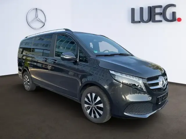 Mercedes-Benz V 250