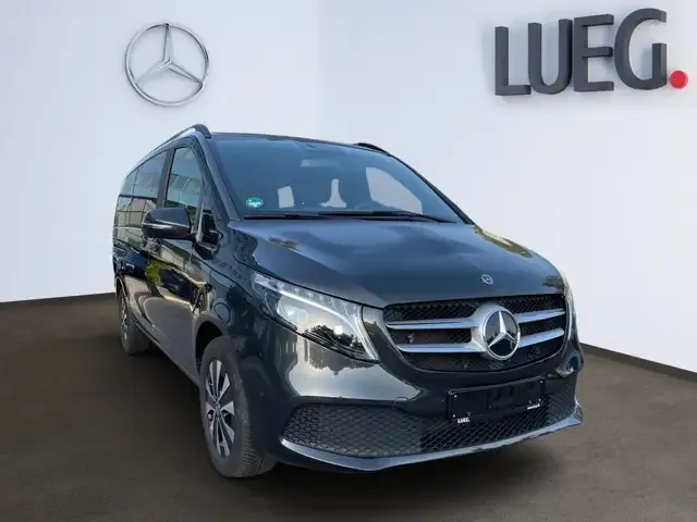 Mercedes-Benz V 250