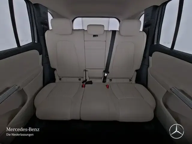 Mercedes-Benz EQB 350