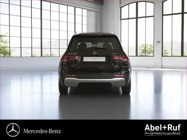 Mercedes-Benz GLB 200