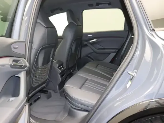 Audi Q6