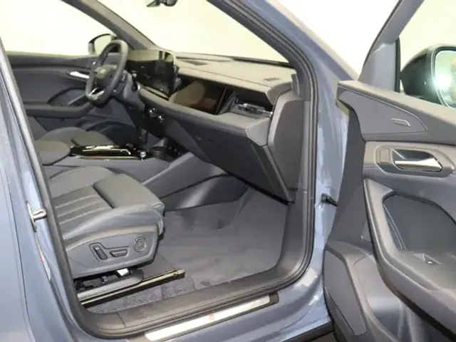 Audi Q6