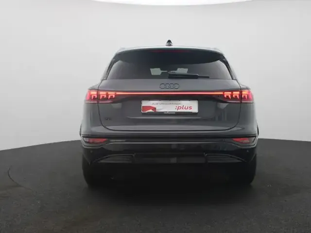 Audi Q6