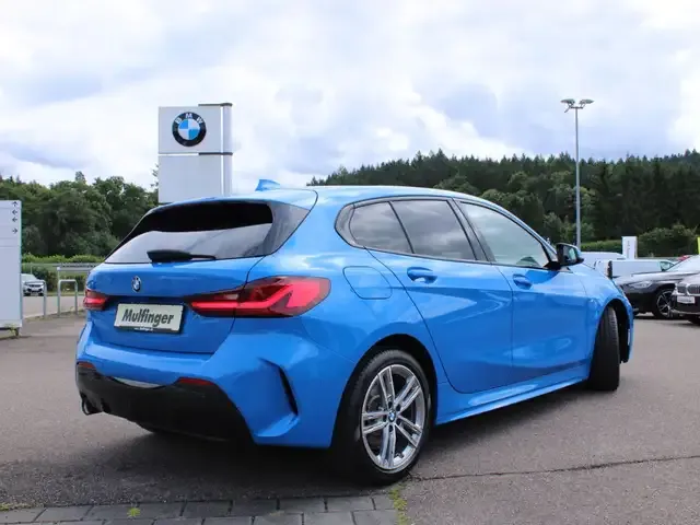 BMW 118
