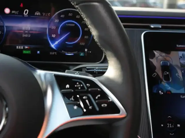 Mercedes-Benz EQE 350