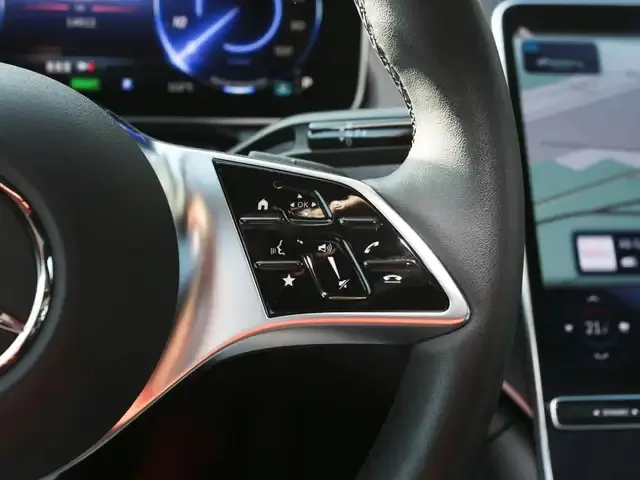 Mercedes-Benz EQE 350