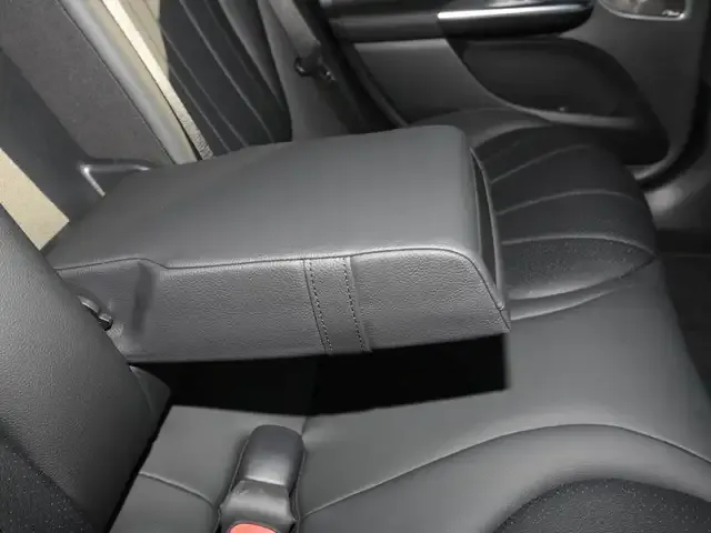 Mercedes-Benz EQE 350