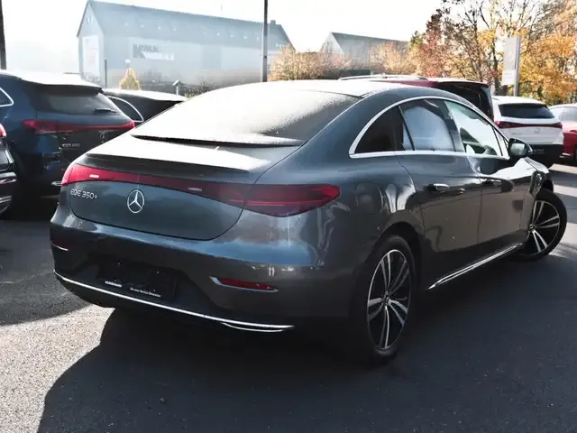 Mercedes-Benz EQE 350