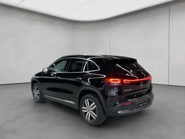 Mercedes-Benz EQA 250