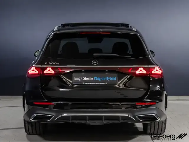 Mercedes-Benz E 300