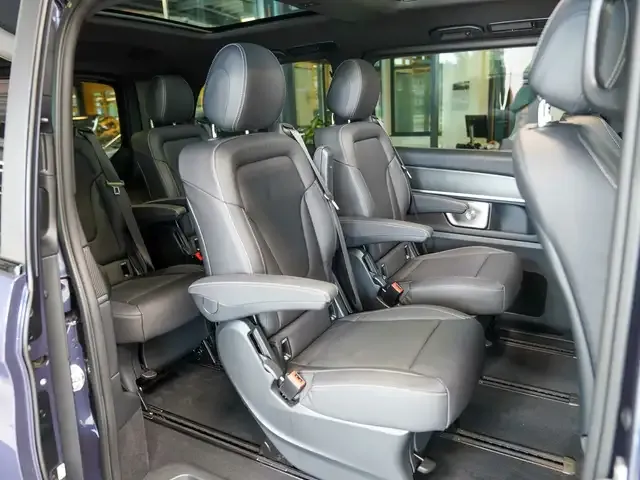 Mercedes-Benz V 250