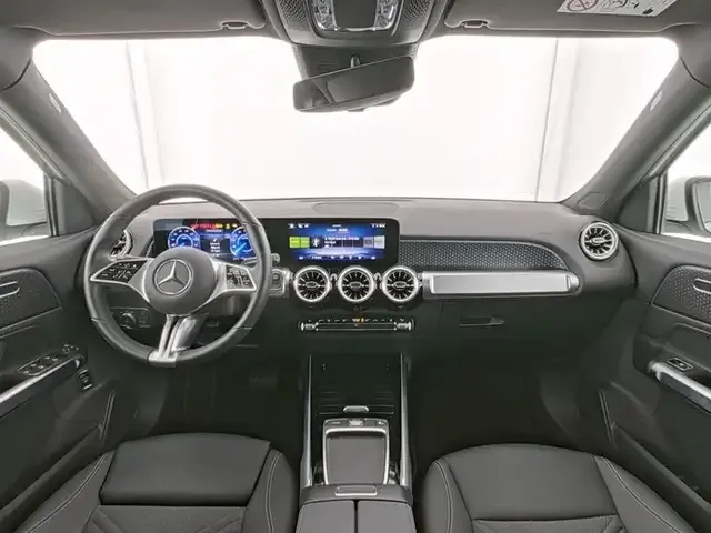 Mercedes-Benz EQB 350