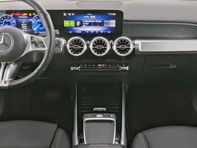Mercedes-Benz EQB 350