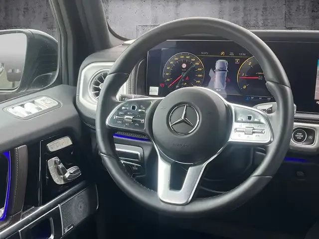 Mercedes-Benz G 400