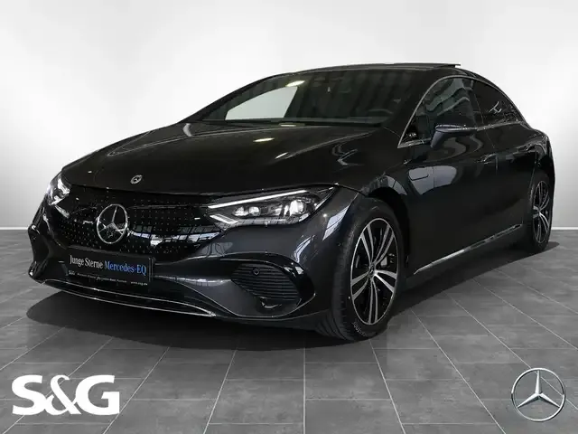 Mercedes-Benz EQE 300