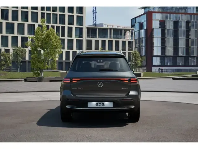 Mercedes-Benz EQB 350