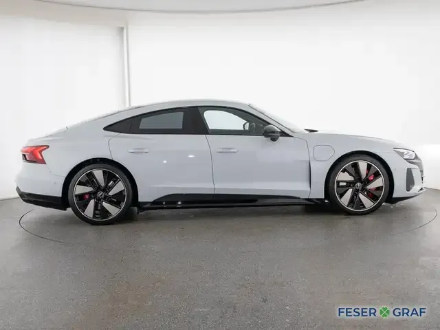 Audi RS e-tron GT