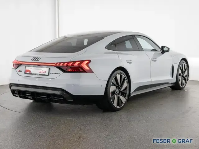Audi RS e-tron GT