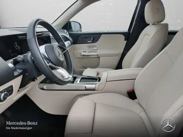 Mercedes-Benz EQB 300