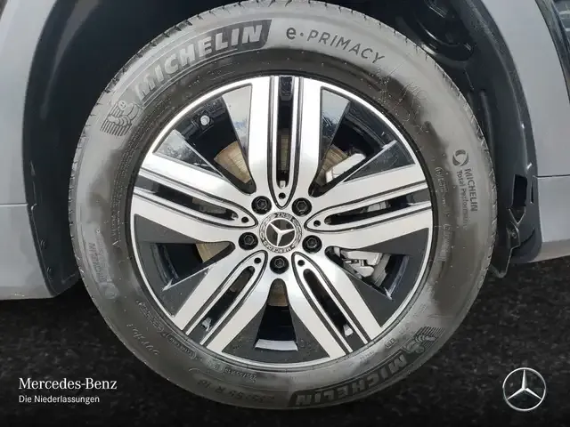 Mercedes-Benz EQB 300
