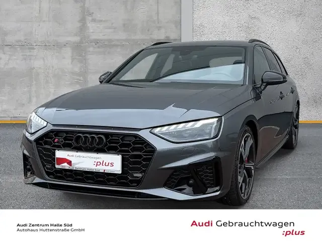 Audi S4