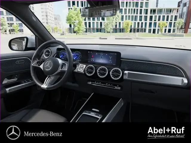 Mercedes-Benz EQB 250