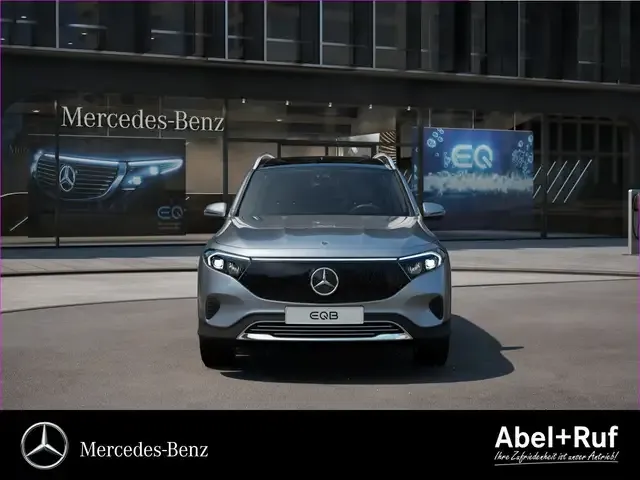 Mercedes-Benz EQB 250