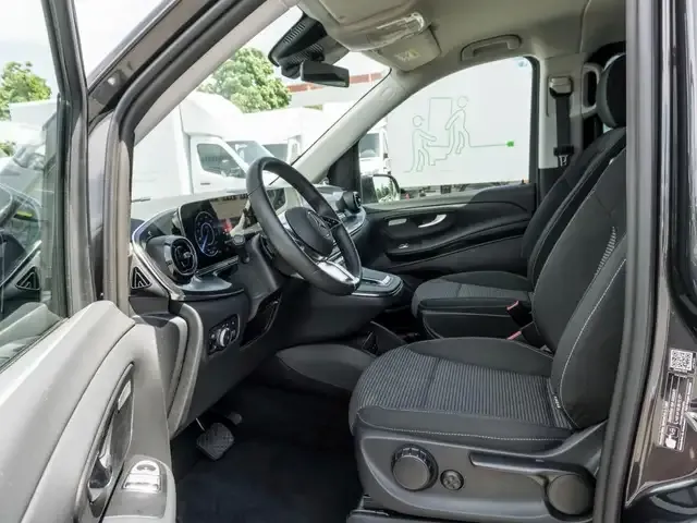 Mercedes-Benz EQV 300