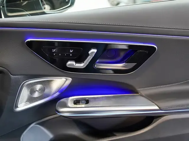 Mercedes-Benz CLE 200