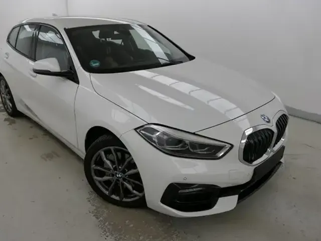 BMW 120