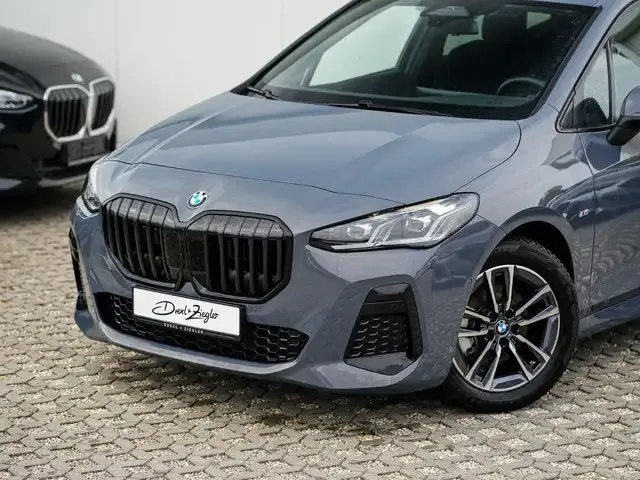 BMW 220