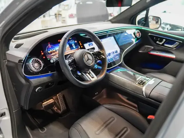 Mercedes-Benz EQE SUV