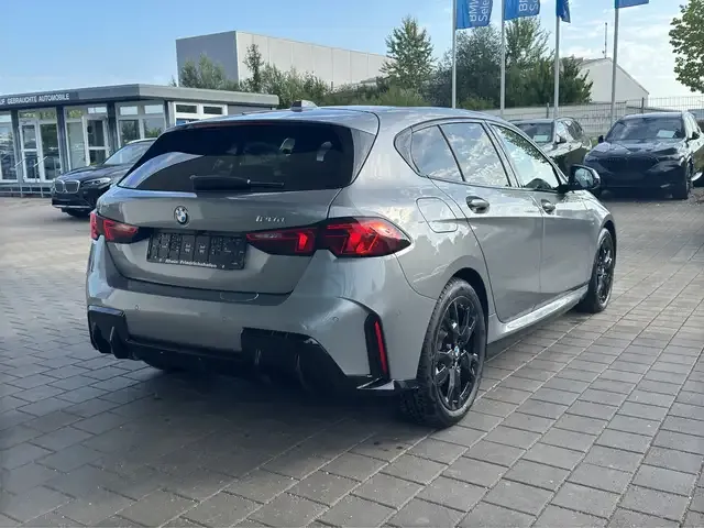BMW 120