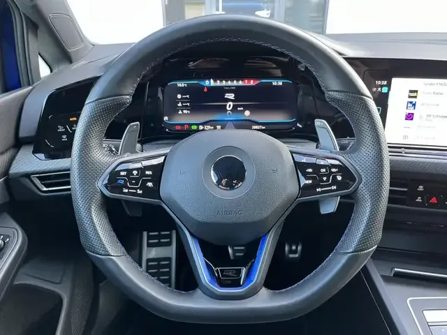 Volkswagen Golf R