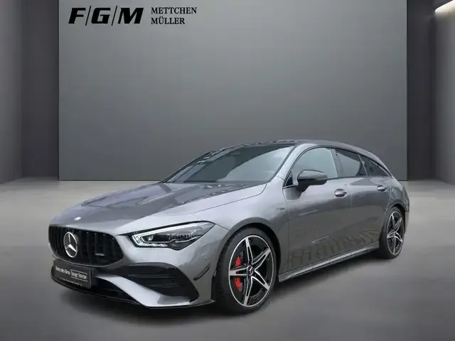 Mercedes-Benz CLA 35 AMG