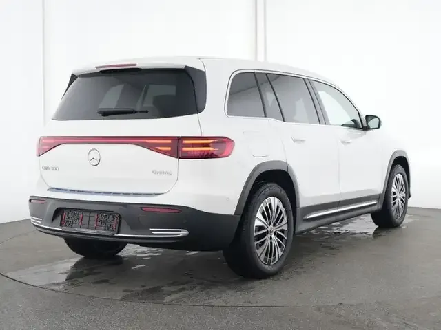 Mercedes-Benz EQB 300