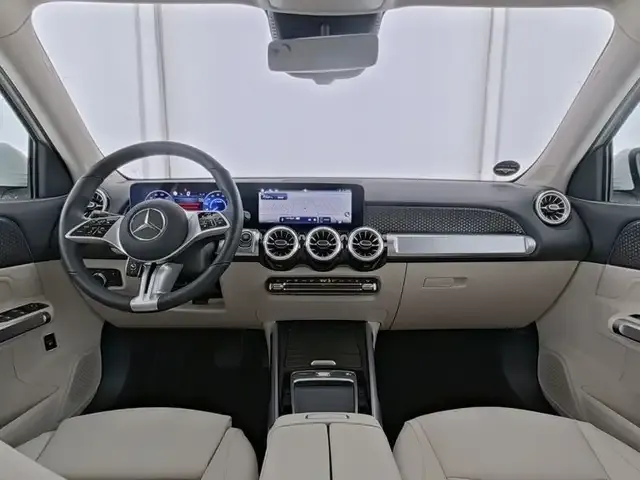 Mercedes-Benz EQB 300
