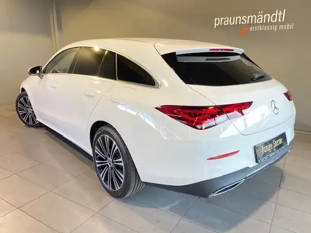 Mercedes-Benz CLA 200