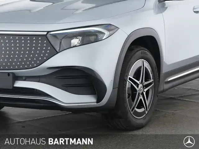 Mercedes-Benz EQB 350