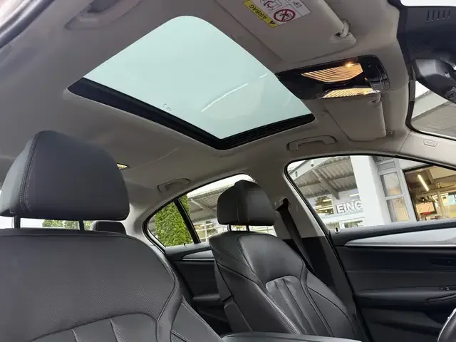 BMW 545