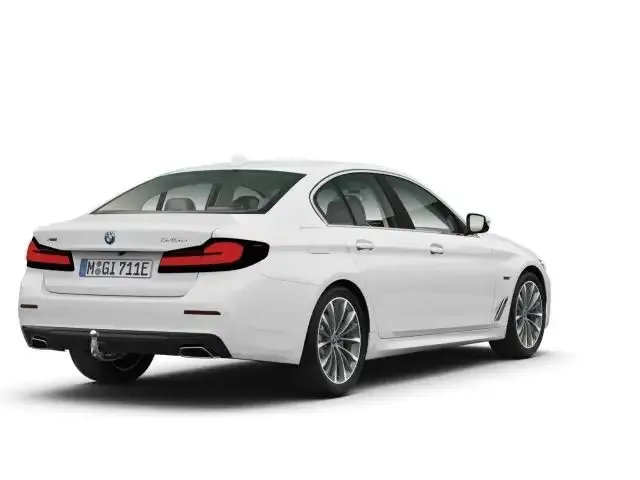BMW 545