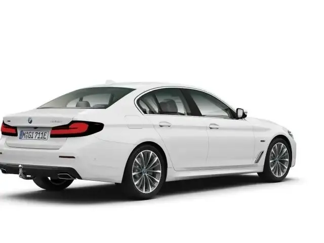 BMW 545