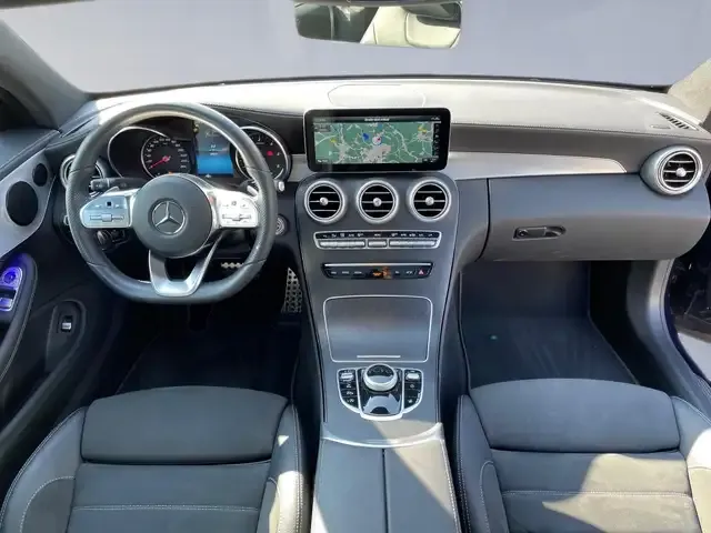 Mercedes-Benz C 220