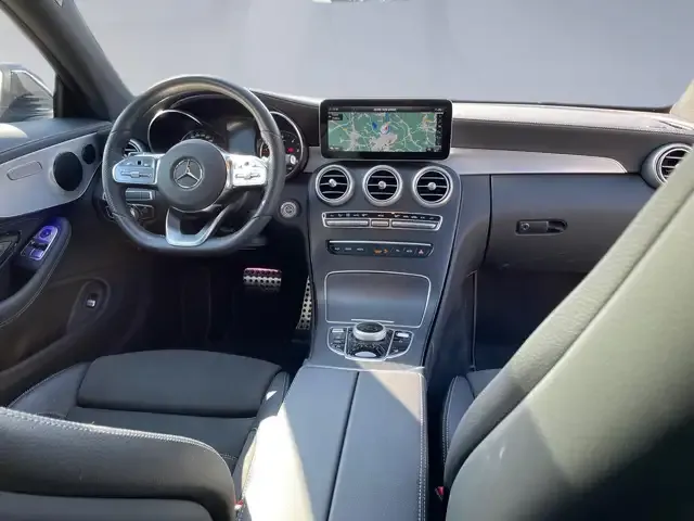 Mercedes-Benz C 220