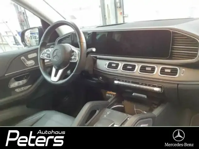 Mercedes-Benz GLS 400